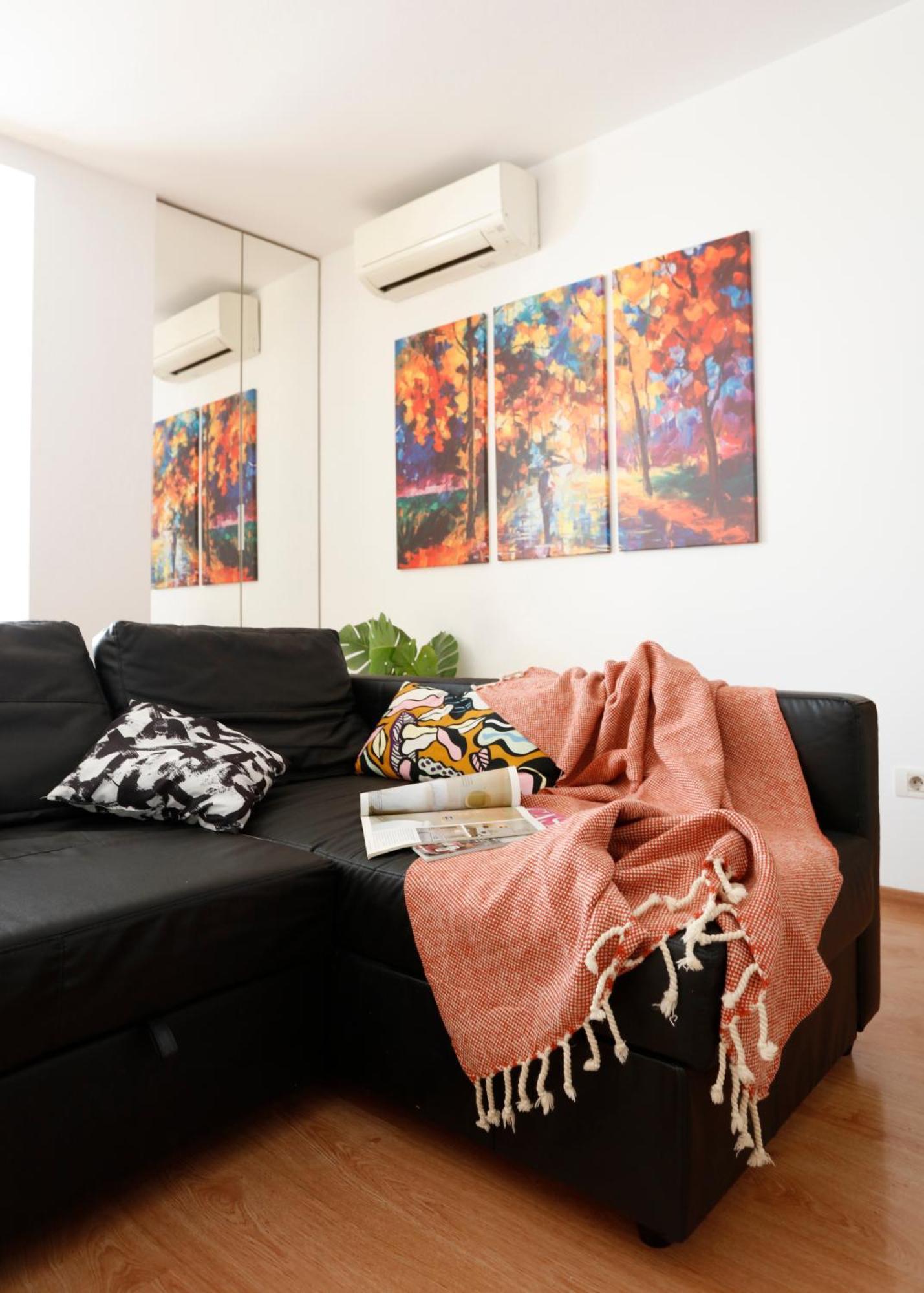 Enchanting Retreat - Historic Old Town - Pet-Friendly Haven - Steps From Unirii Bukarest Exteriör bild