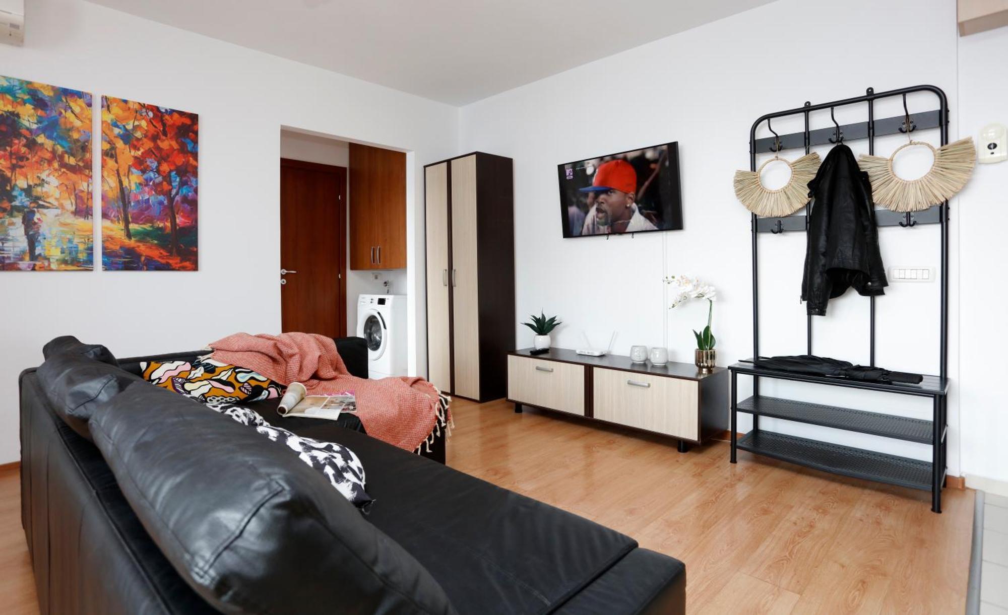 Enchanting Retreat - Historic Old Town - Pet-Friendly Haven - Steps From Unirii Bukarest Exteriör bild