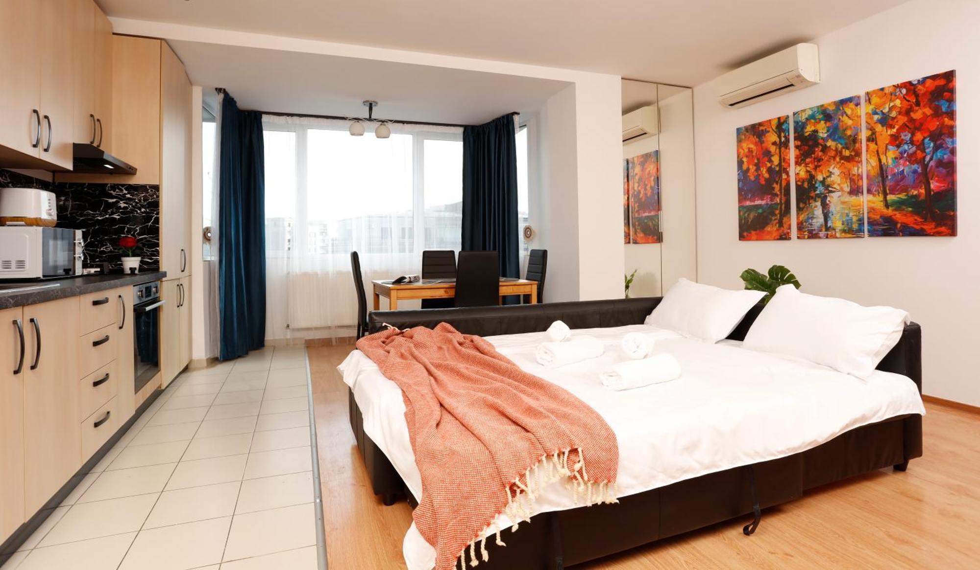 Enchanting Retreat - Historic Old Town - Pet-Friendly Haven - Steps From Unirii Bukarest Exteriör bild