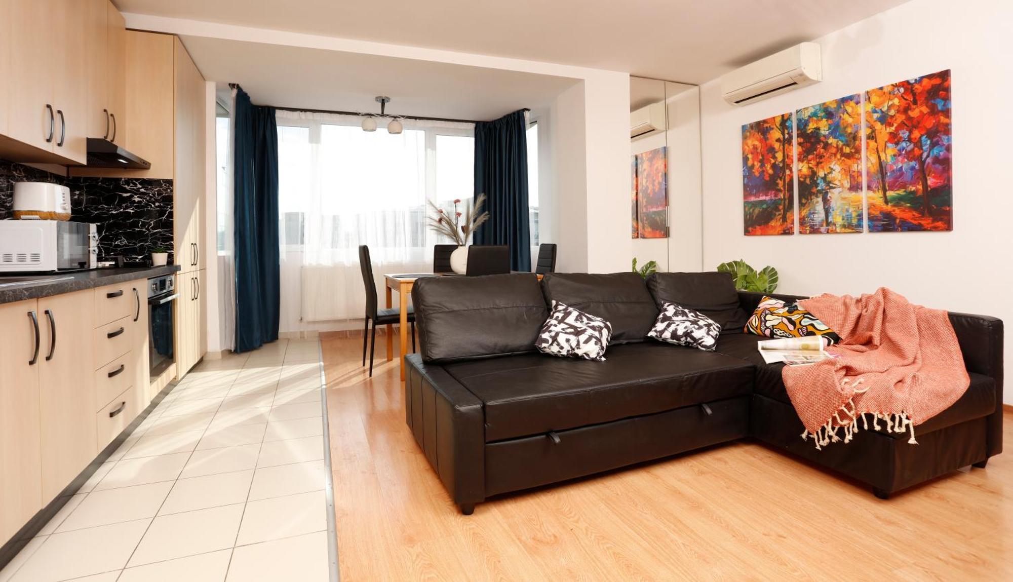 Enchanting Retreat - Historic Old Town - Pet-Friendly Haven - Steps From Unirii Bukarest Exteriör bild